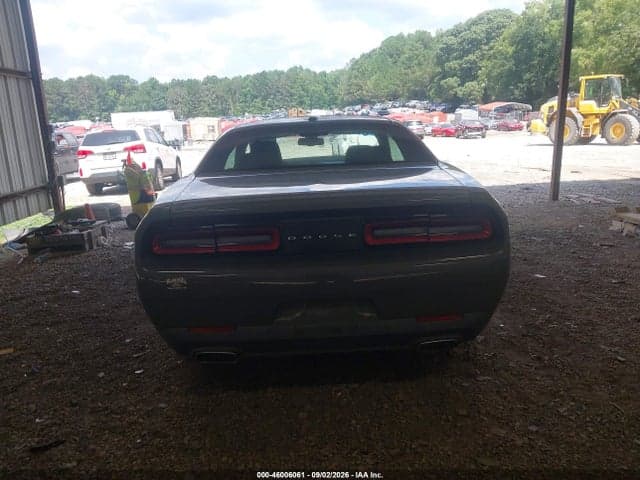 2017 DODGE CHALLENGER SXT 17