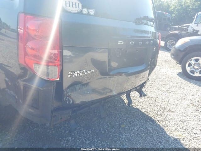 2017 DODGE GRAND CARAVAN SE 18