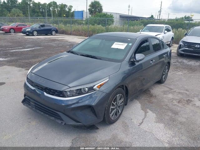 2023 KIA FORTE LXS 2