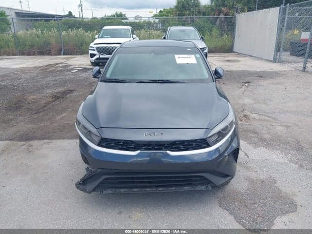 2023 KIA FORTE LXS 12