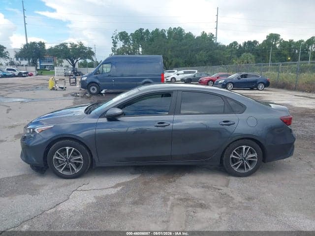 2023 KIA FORTE LXS 14