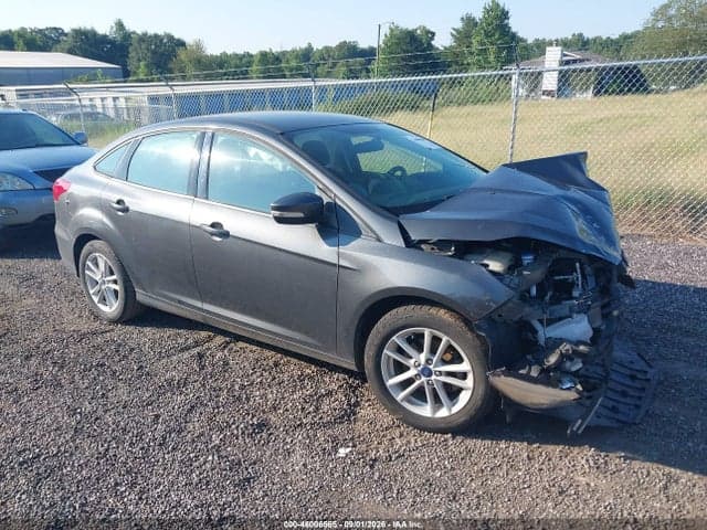 2017 FORD FOCUS SE 1