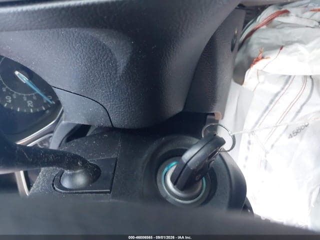 2017 FORD FOCUS SE 11