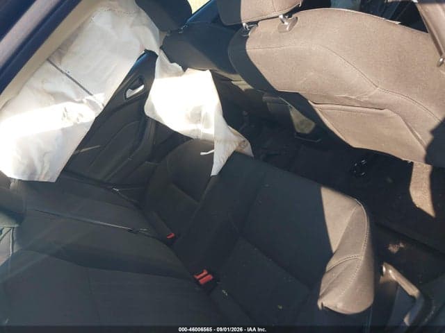 2017 FORD FOCUS SE 8