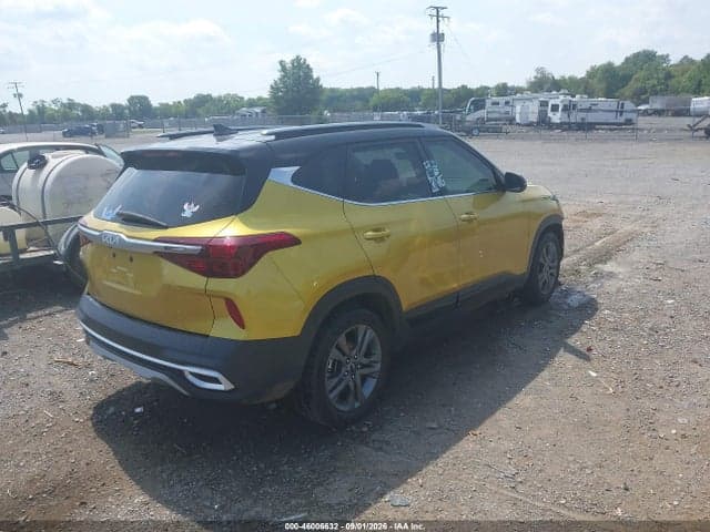 2022 KIA SELTOS S 4