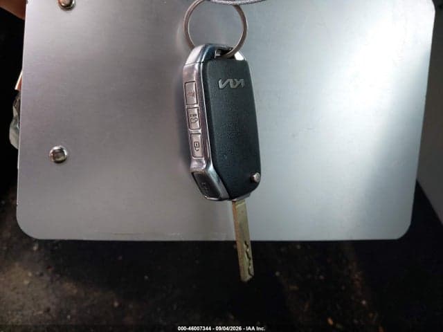 2022 KIA SOUL LX 11