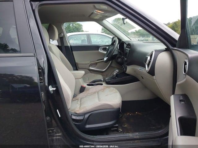 2022 KIA SOUL LX 5