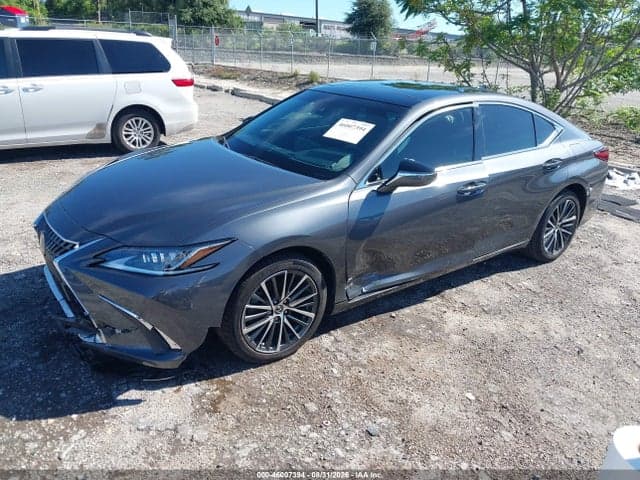 2022 LEXUS ES 350 2