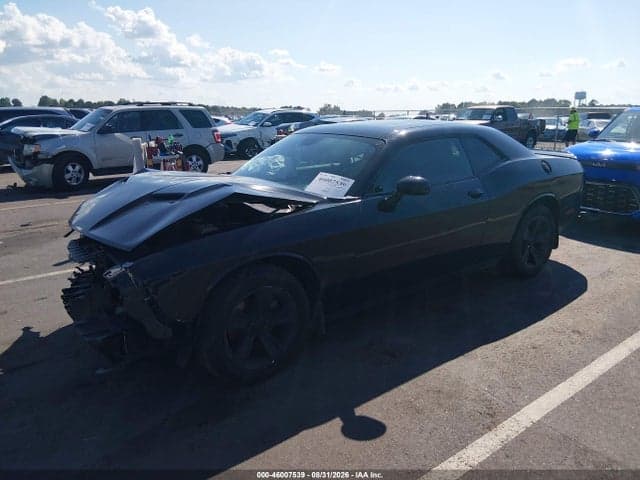 2020 DODGE CHALLENGER SXT 2