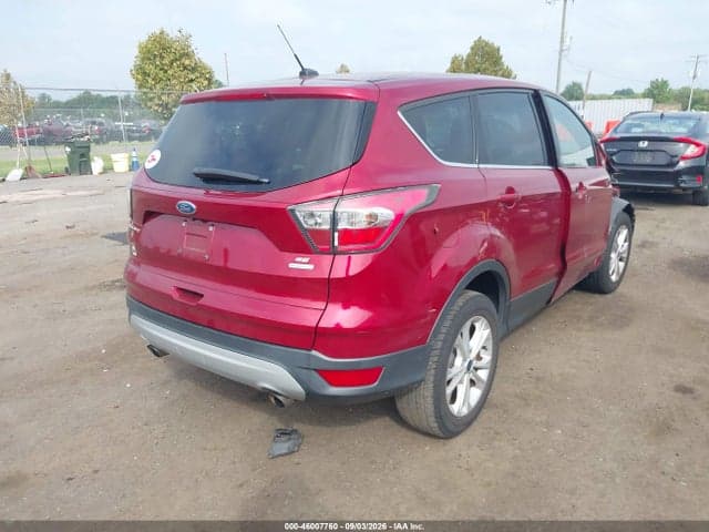 2017 FORD ESCAPE SE 4