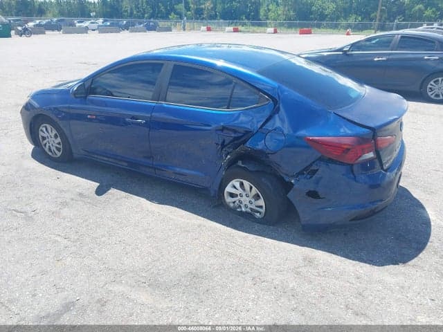 2019 HYUNDAI ELANTRA SE 3