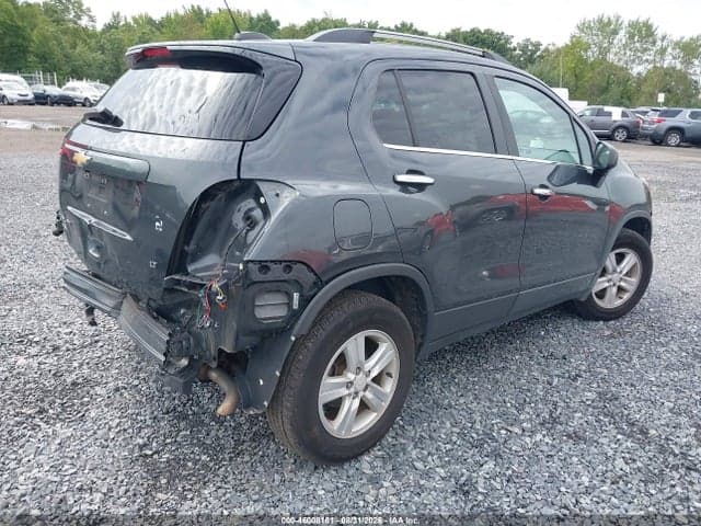 2017 CHEVROLET TRAX LT 4