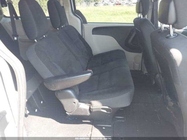 2019 DODGE GRAND CARAVAN SE 8