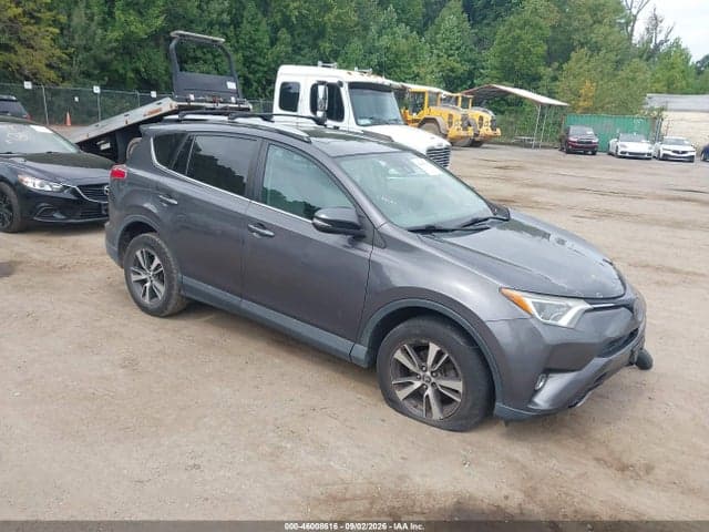 2018 TOYOTA RAV4 XLE 1