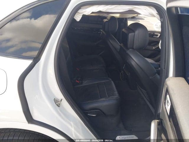 2019 PORSCHE CAYENNE 8