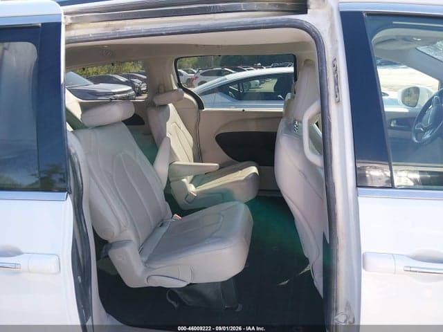 2018 CHRYSLER PACIFICA TOURING L 8