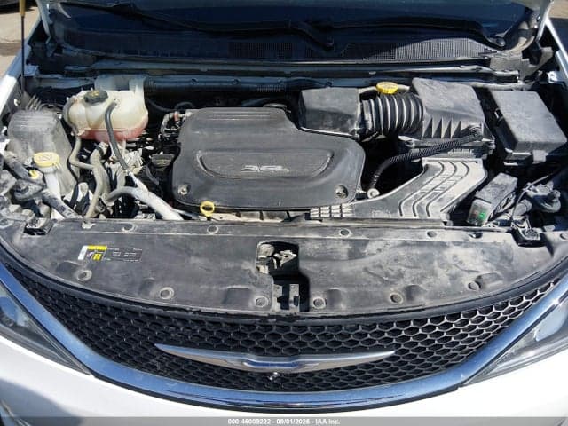 2018 CHRYSLER PACIFICA TOURING L 10