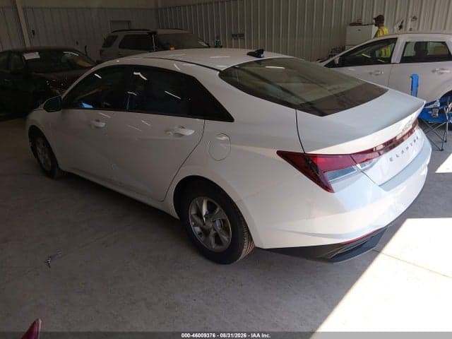 2021 HYUNDAI ELANTRA SE 3