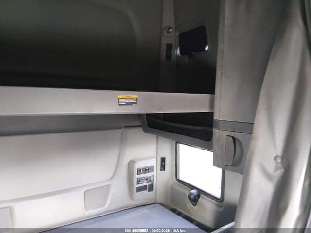 2020 INTERNATIONAL LT 14