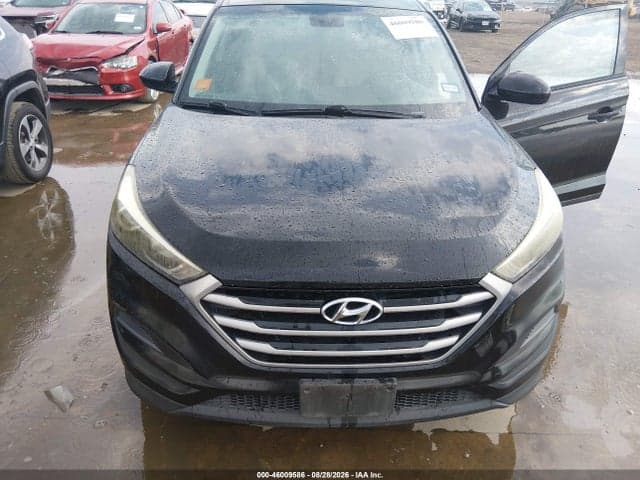 2017 HYUNDAI TUCSON SE 6