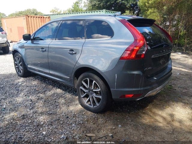 2017 VOLVO XC60 T6 DYNAMIC 3
