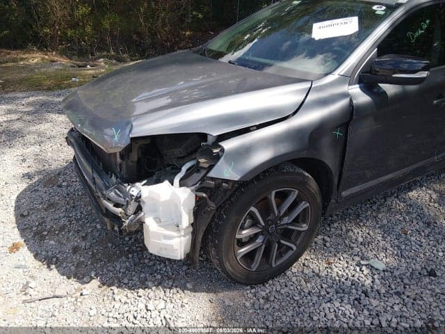 2017 VOLVO XC60 T6 DYNAMIC 6