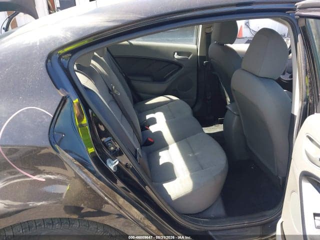 2017 KIA FORTE LX 8