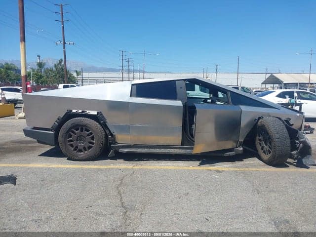 2024 TESLA CYBERTRUCK ALL-WHEEL DRIVE 14