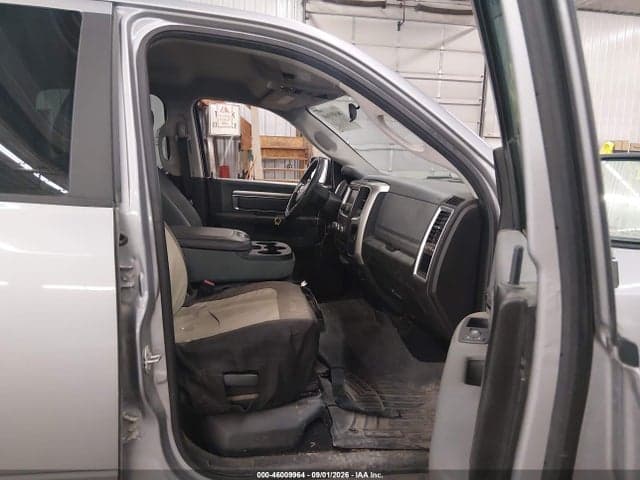 2019 RAM 1500 CLASSIC SLT 4X4 5'7 BOX 2