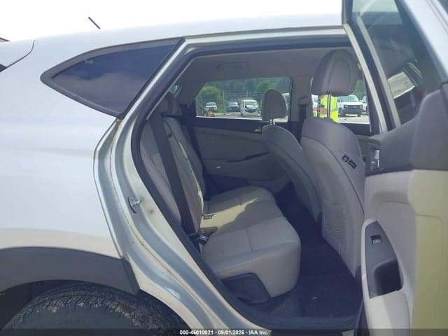 2018 HYUNDAI TUCSON SE 8