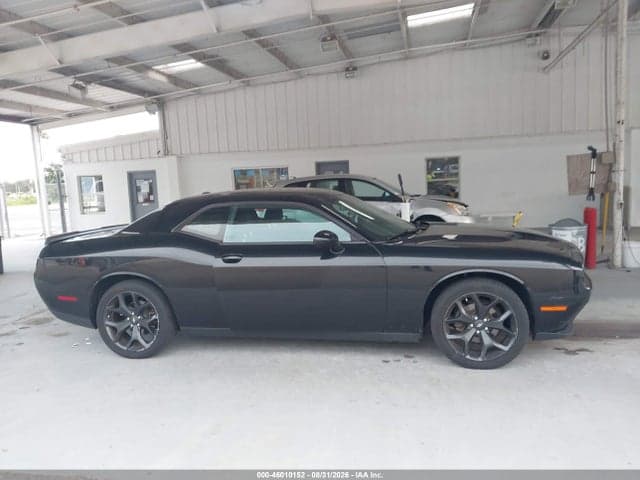 2020 DODGE CHALLENGER SXT 2