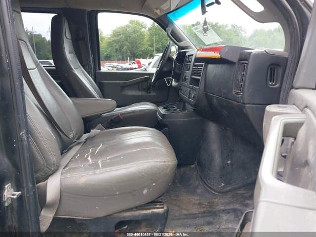 2017 GMC SAVANA 3500 LS 5