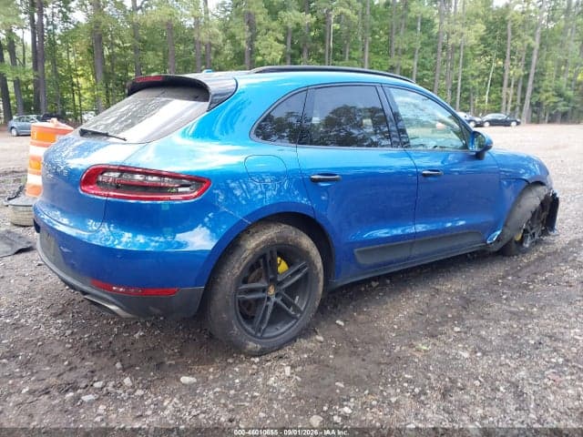 2018 PORSCHE MACAN 4