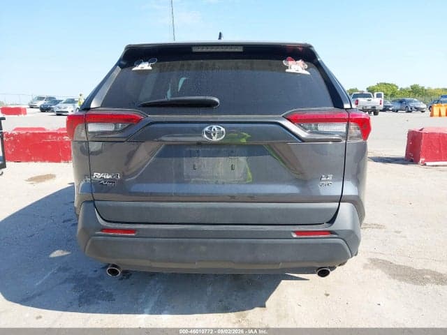 2022 TOYOTA RAV4 LE 17