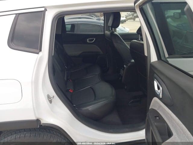 2022 JEEP COMPASS LATITUDE 4X4 8