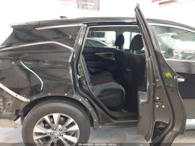 2017 NISSAN MURANO S 8