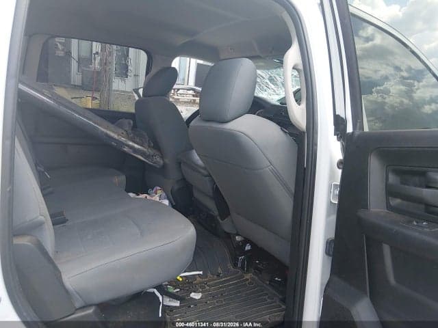 2017 RAM 2500 TRADESMAN 4X4 6'4 BOX 8
