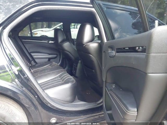 2023 CHRYSLER 300 300S 8
