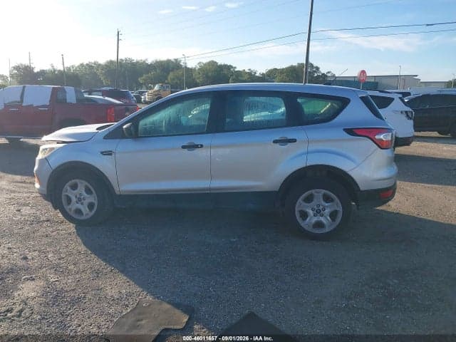 2017 FORD ESCAPE S 14