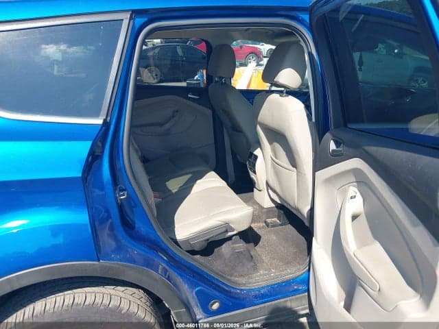 2017 FORD ESCAPE SE 8