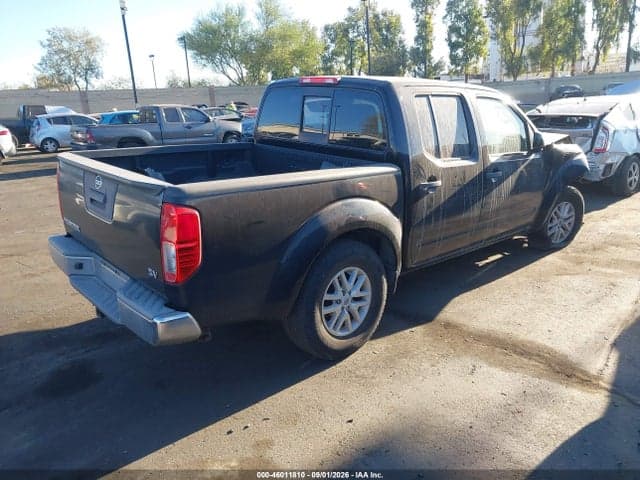 2017 NISSAN FRONTIER SV 4