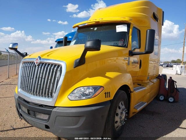 2020 INTERNATIONAL LT 11