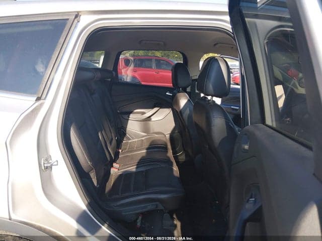 2017 FORD ESCAPE SE 8