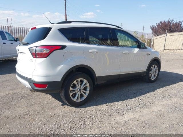 2018 FORD ESCAPE SE 4