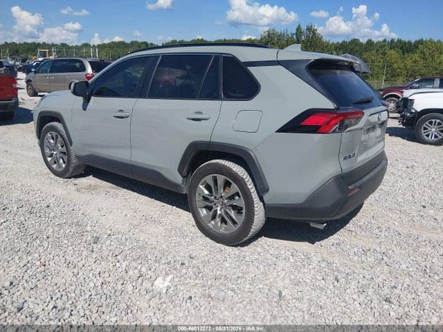 2019 TOYOTA RAV4 XLE PREMIUM 3