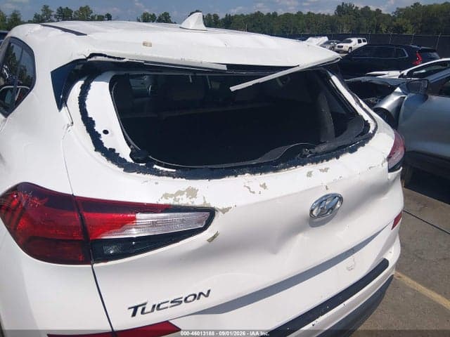 2021 HYUNDAI TUCSON SE 6