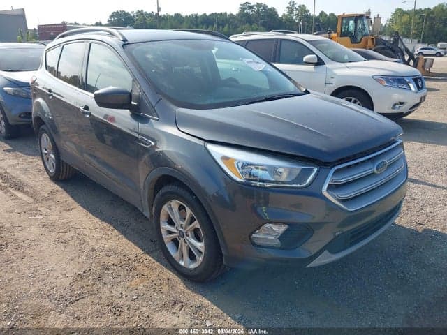2018 FORD ESCAPE SE 1