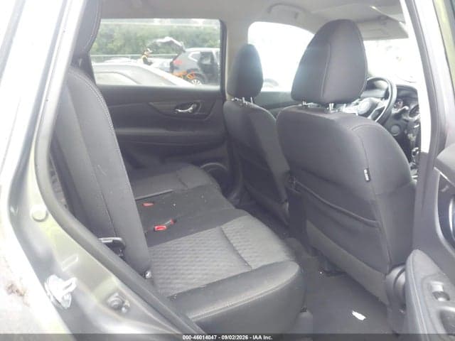 2017 NISSAN ROGUE SV 8