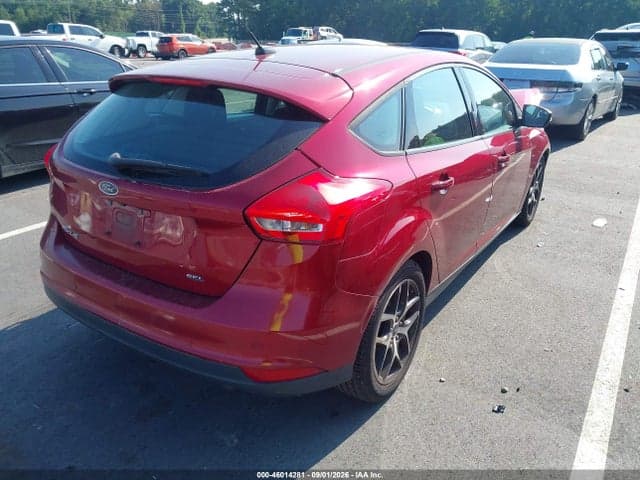 2017 FORD FOCUS SEL 4