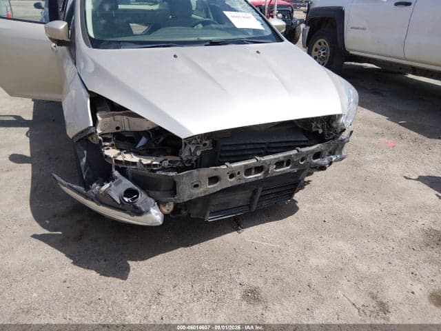 2017 FORD FOCUS SE 6